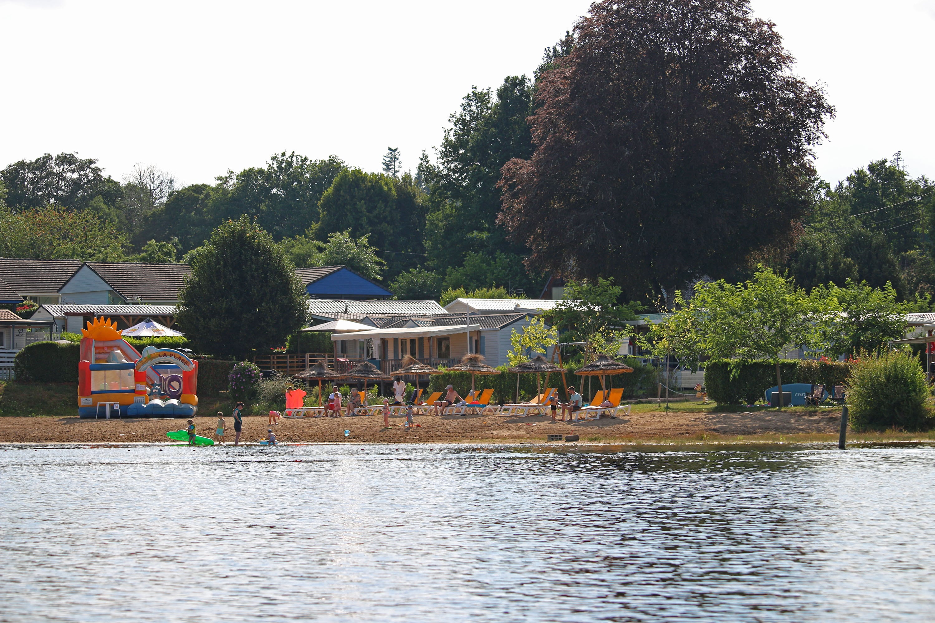 Flower Camping Le Port de Neuvic