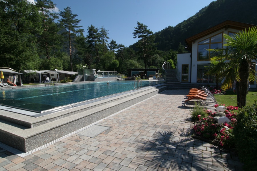 Schwimmbad Camp. Mössler, Campsite in Döbriach, Carinthia