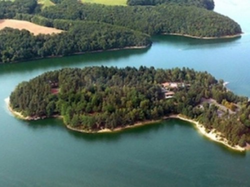 Camping La presqu'île du Puech des Ouilhes