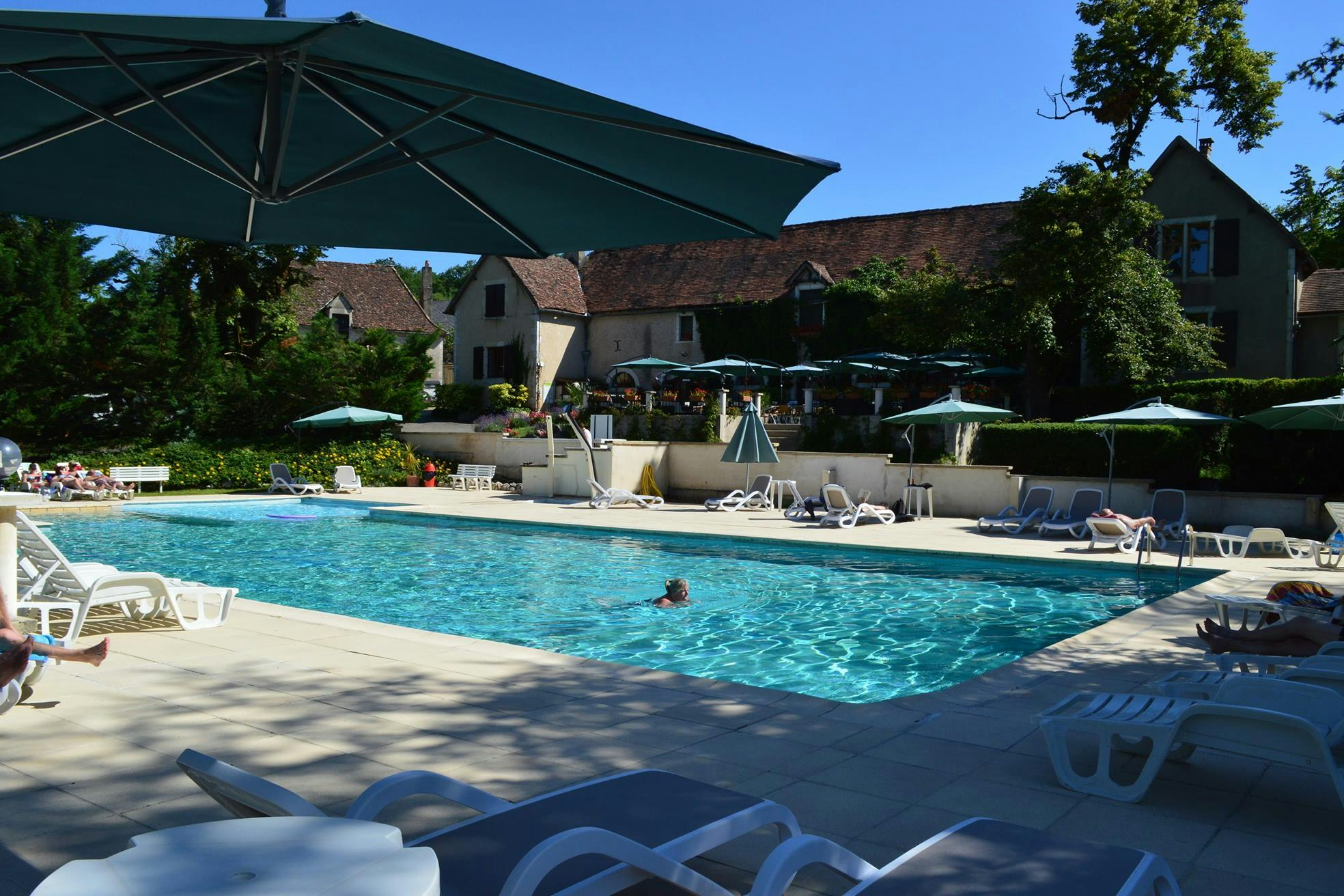 Camping Château de Lacomté